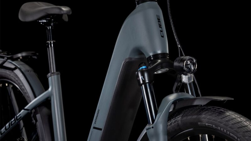 Cube Kathmandu Hybrid ONE 800 Easy Entry shadowgrey´n´black – Bild 6