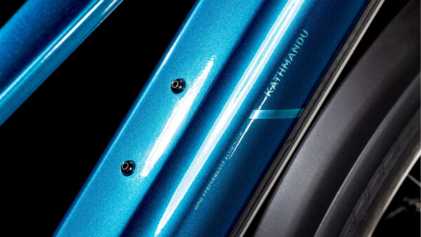 Cube Kathmandu Hybrid EX 800 Lady electricblue´n´chrome – Bild 4