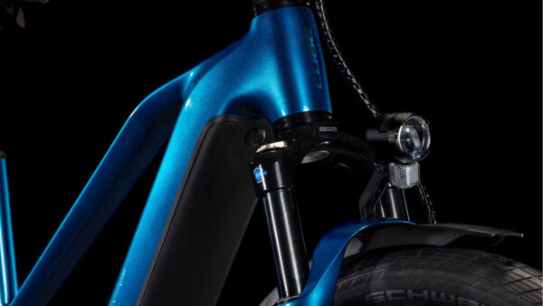 Cube Kathmandu Hybrid EX 800 Lady electricblue´n´chrome – Bild 7